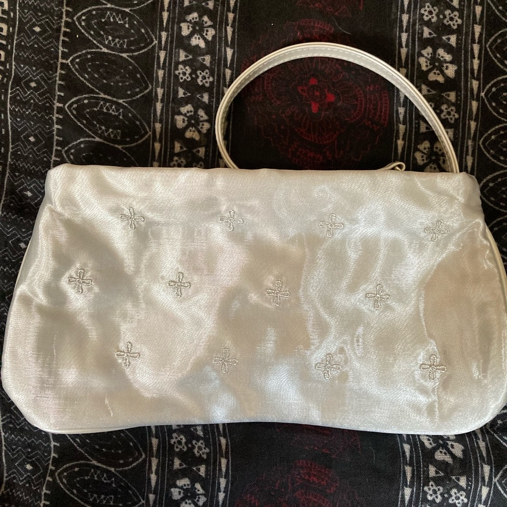 Avon vintage (2000)hand bag or make up bag.